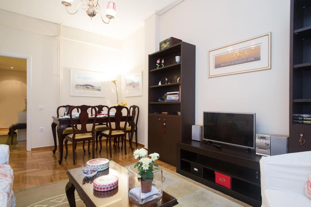 Top-Rated 1-Bedroom Apartment In The Heart Of Aten Exteriör bild